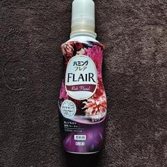 フレアフレグランス ハミングフレア リッチフローラル 本体 520ml

の画像