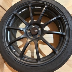 アドバンレーシング RS3 18インチ 8.5J PCD100 5H タイヤ付きの画像