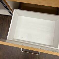 【リユ-スのサカイ広島石内店】ジモティ割/2枚扉食器棚/クリ-ニング済み/HG-6967/広島市　家具　HG-6966/中区　家具　佐伯区　家具　南区　家具　西区　家具　東区　家具　中区　家具　安佐南区　家具　安佐北区　家具　安芸区　家具　府中町　家具　海田町　家具　熊野町　家具　坂町　家具の画像