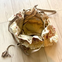 リゾート感のあるかわいい巾着型夏バッグの画像