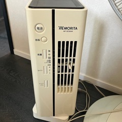 扇風機2台の画像