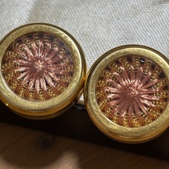 ネクタイピンとカフスボタンセットの画像