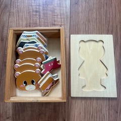 着せ替えパズル　型はめおもちゃ　木製の画像