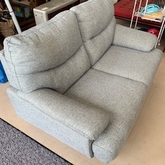 美原店　ニトリ　ソファ　布　2人掛けの画像