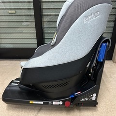 アップリカ　クルリラ　チャイルドシートの画像