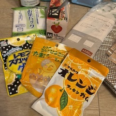 セスキ、重曹、ジッパー袋、保冷袋などの画像