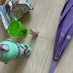 キッズ用品　まとめて　大量の画像