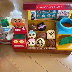 アンパンマン   パン屋さん　アイスクリーム屋さん　の画像