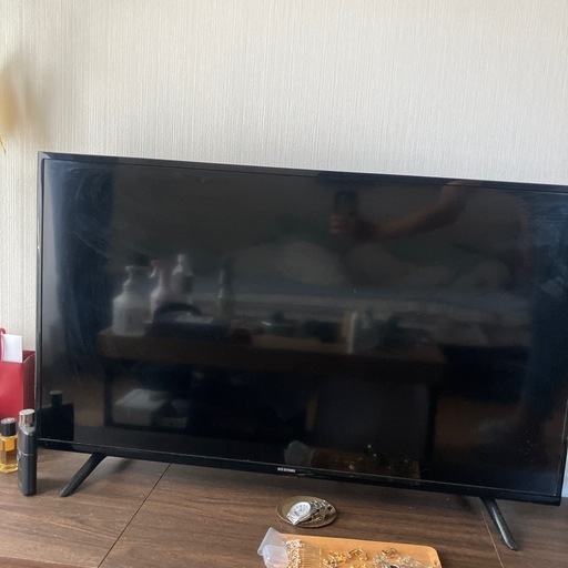IRISOHYAMA 40v テレビ
