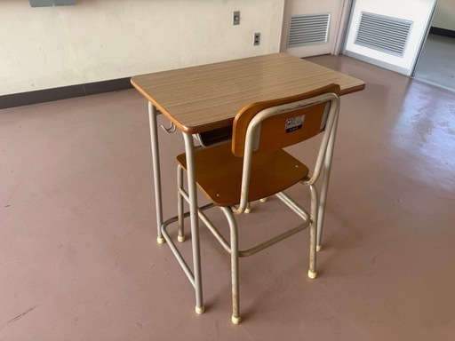 【受付終了】学校机&椅子 30セット