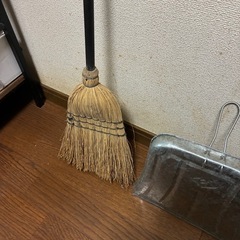 ほうき+ちりとりセットの画像