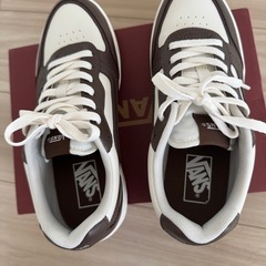 ほぼ新品です‼️ そして半額‼️ VANS V2740MLT  BRAVOの画像