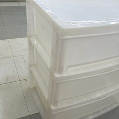 ★リユースのサカイ千葉中央店★期間限定割引有  プラスチックチェスト ホワイト H64×D40×W54 クリーニング済み TC4361の画像