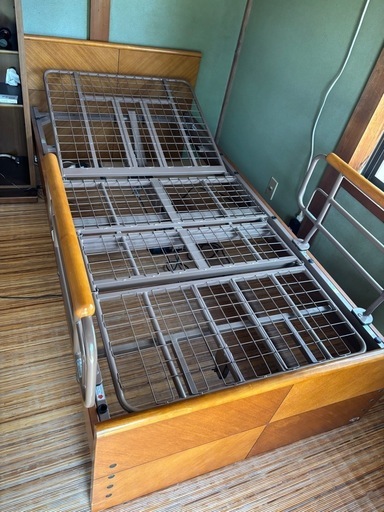介護　電動　自動　ベッド　美品　最終値下げ　磐田市　福田
