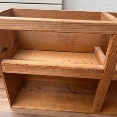 子供用　木製ラックの画像