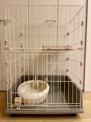 キャットタワー　２段　トイレ付き
