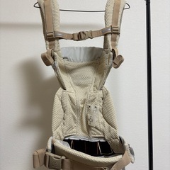 エルゴ オムニブリーズ サンドベージュ メッシュ 抱っこひも 収納ポーチ付きの画像