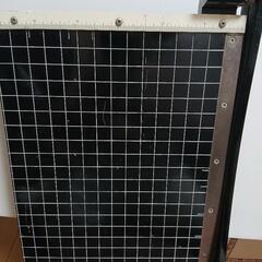 ペーパーカッター　裁断機の画像