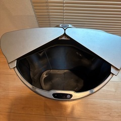 ゴミ箱　フライパン　ホットプレートの画像