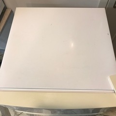 コンパクトな2ドア冷蔵庫をお譲りします。の画像
