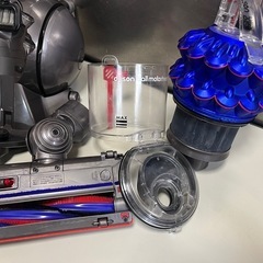 dyson DC63 キャニスター掃除機 キット付属 元箱付 サイクロン式クリーナー 内部清掃済 動作確認OK 中古品 ③の画像