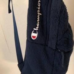 Champion モコモコリュック 紺色の画像