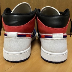 【美品】ナイキ エアジョーダン１ ミッド ホワイト/ブルー/レッド 28cmの画像