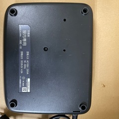 ヤマハ電動自転車用充電器の画像