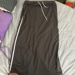 新品スカートの画像