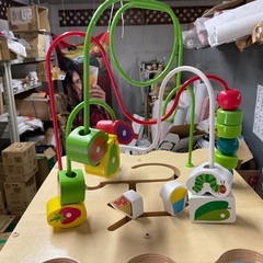 高級知育玩具【はらぺこあおむし マルチアクティビティキューブ】の画像