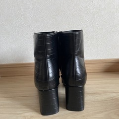 ブーツ　黒　新品　23.5　GUの画像