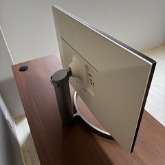 液晶モニター LG UHD Monitor 4K ホワイト 27UP650-W [27型 /4K(3840×2160） /ワイド] の画像