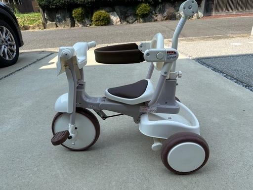 三輪車 iimo TRICYCLE (長屋和将) 西岐阜の三輪車の中古あげます