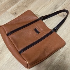 ⭐️DAKOTA　 ダコタ⭐️美品　ハンドバッグ👜‼️🤗の画像
