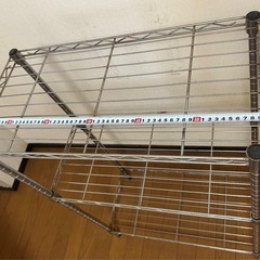スチールラックの画像