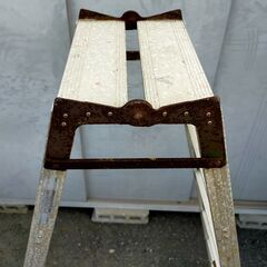 △ アルミ製 日軽脚立  アルミ製脚立 脚立 NK-6号 脚立 1m70cm 梯子 3m40cm 脚カバー無し サビペンキ汚れあり 現状渡しの画像