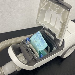 【ご来店限定】＊ Panasonic 掃除機　2019年製＊0826-6の画像