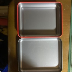 エルモの缶の画像
