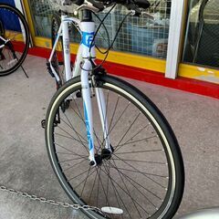 ⭐️新品・未使用品⭐️21Technology　700C　ホワイトブルー　クロスバイク 自転車 1142の画像