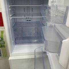 【リユ-スのサカイ広島石内店】ジモティ割/シャ－プ/２ドア冷蔵庫/2020年製/クリ-ニング済み/HG-6977/広島市　家電　佐伯区　家電　南区　家電　東区　家電　中区　家電　安佐南区　家電　安佐北区　家電　安芸区　家電　府中町　家電　海田町　家電　熊野町　家電　坂町　家電の画像