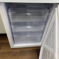 【リユ-スのサカイ広島石内店】ジモティ割/シャ－プ/２ドア冷蔵庫/2020年製/クリ-ニング済み/HG-6977/広島市　家電　佐伯区　家電　南区　家電　東区　家電　中区　家電　安佐南区　家電　安佐北区　家電　安芸区　家電　府中町　家電　海田町　家電　熊野町　家電　坂町　家電の画像