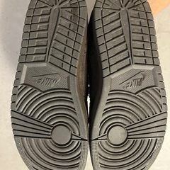 TRAVIS SCOTT × NIKE AIR JORDAN 1の画像
