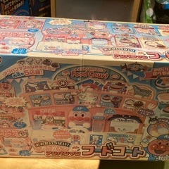 アンパンマンぴかぴかフードコートの画像