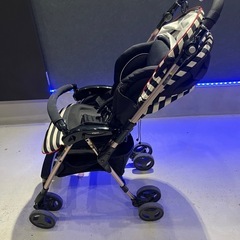 ピジョン ベビーカーの画像