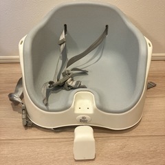 西松屋　ローチェア　ブースターチェア　ベビーチェアの画像