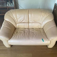 ２人掛けソファーの画像