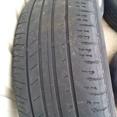 トヨタ純正17インチホイール215/60R17タイヤ付きの画像