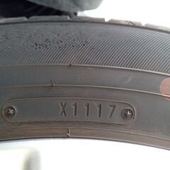 トヨタ純正17インチホイール215/60R17タイヤ付きの画像