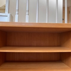 棚　シューズラック　本棚　多機能棚　靴箱　ウッド　木製　扉付き　収納家具　マガジンラックの画像