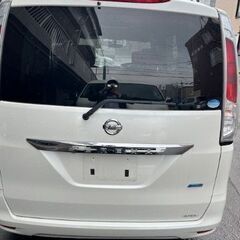 ❑全国自社ローン対応❑      ★平成23年登録日産セレナ！！の画像